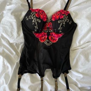 Victoria’s Secret bustier